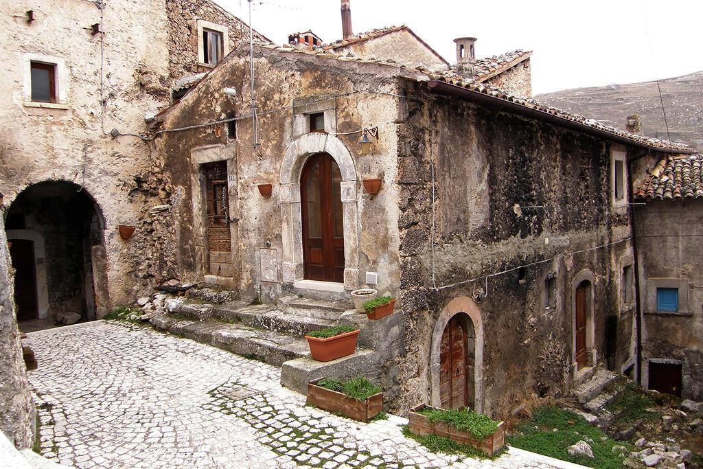 Locanda Sul Lago Santo Stefano Di Sessanio Extérieur photo