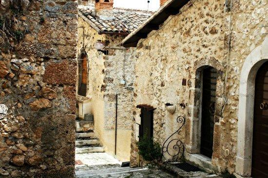 Locanda Sul Lago Santo Stefano Di Sessanio Extérieur photo